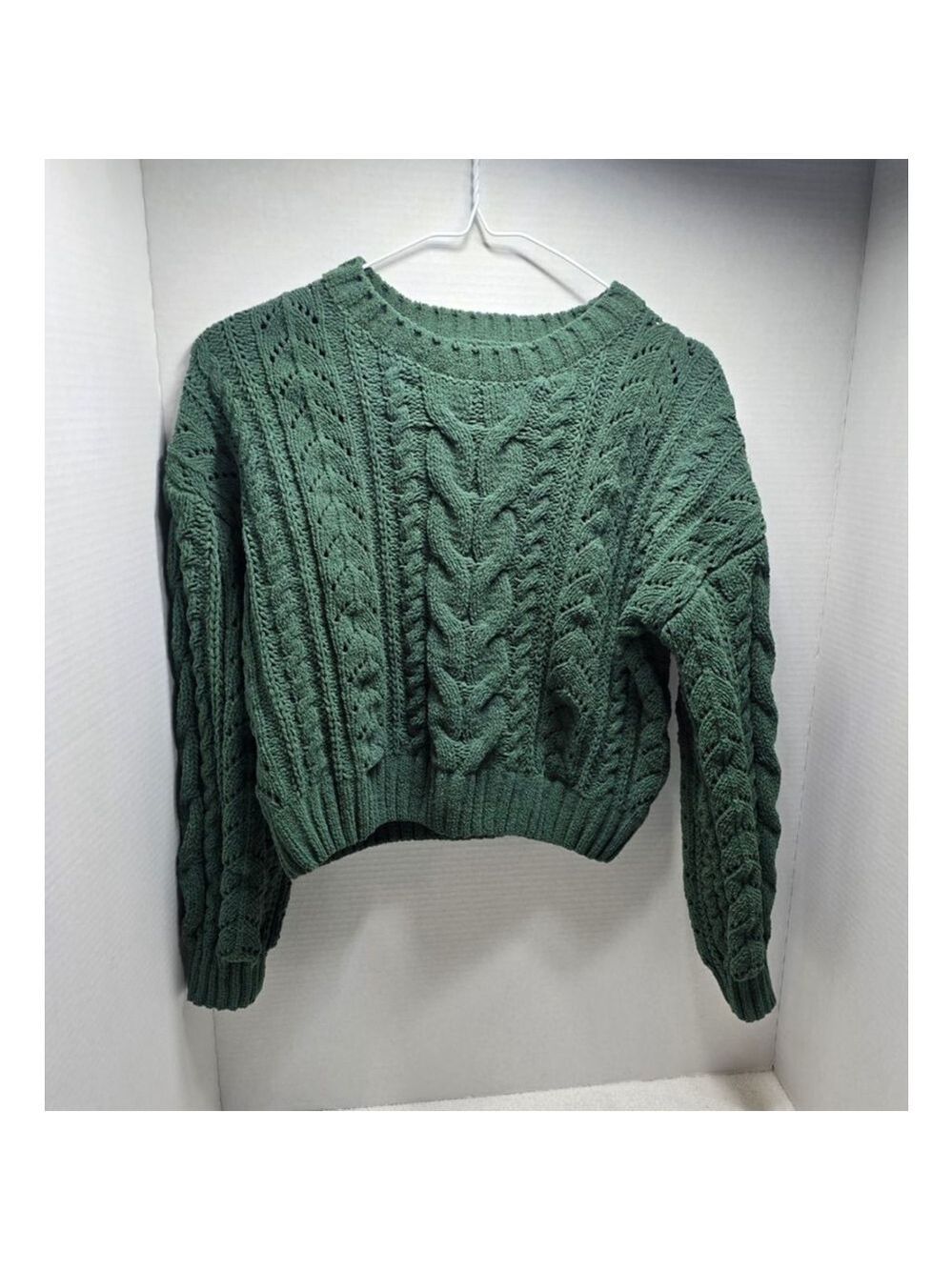 Women's PINK ROSE Green Cable Knit Crew Neck Sweater S